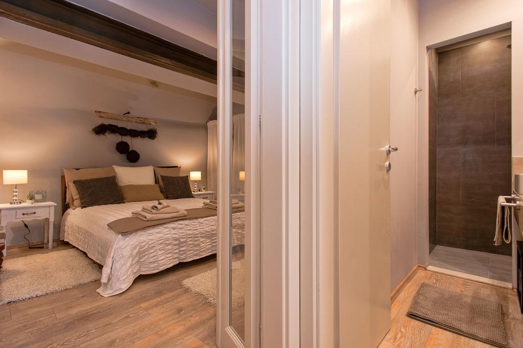 Heraclea Residential Apartments Hvar Town Room photo