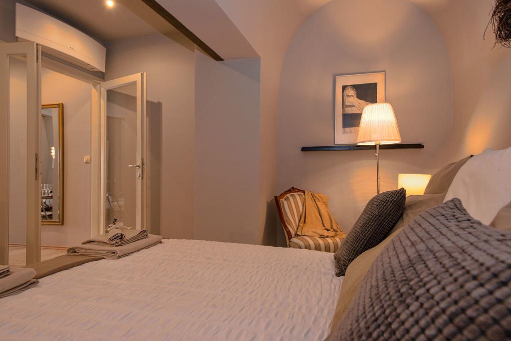 Heraclea Residential Apartments Hvar Town Room photo