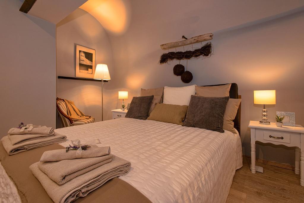 Heraclea Residential Apartments Hvar Town Room photo