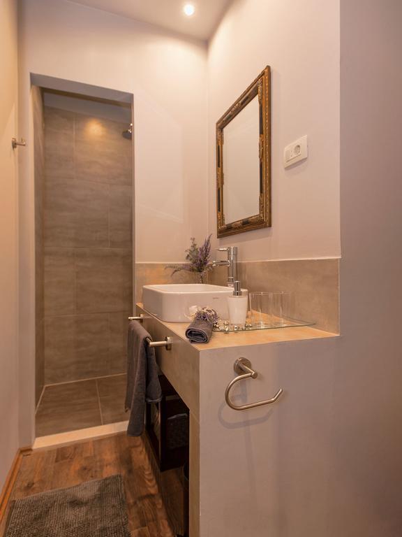 Heraclea Residential Apartments Hvar Town Room photo