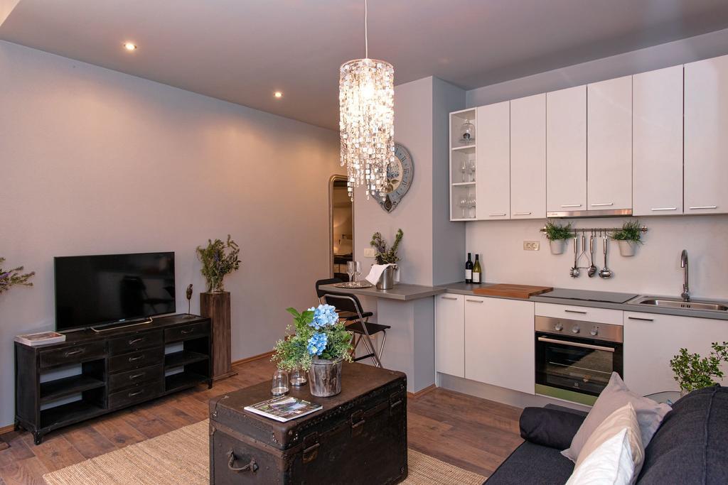 Heraclea Residential Apartments Hvar Town Room photo